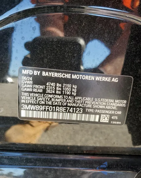 2024 BMW 330Xi z USA, uszkodzony, nr VIN 3MW89FF01R8E74123